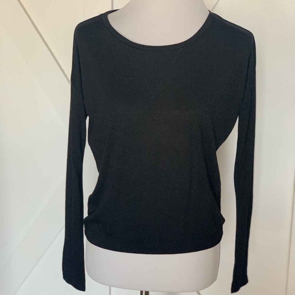 *free when bundled* Old navy NWT black top